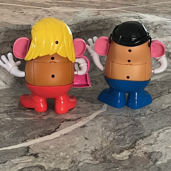 NWOT Mr&Mrs Potato head - Picture 2 of 6
